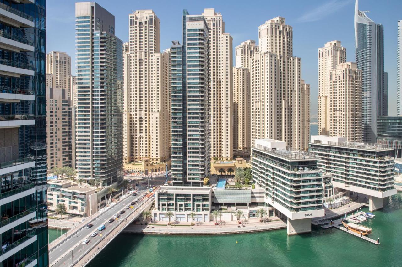 Frank Porter - Silverene Tower Apartment Dubai