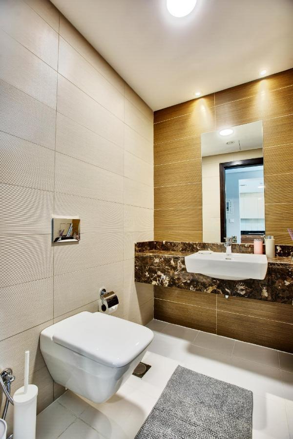 Apartment 5 Star Sparkle Tower By Swarovski, Marina