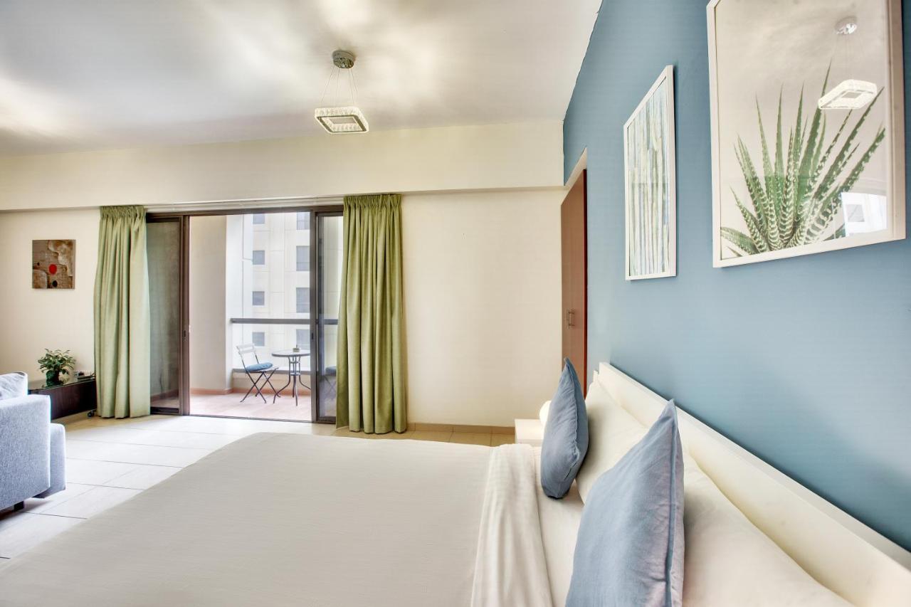 Spacious Sea View At The Jbr Apartment Dubai