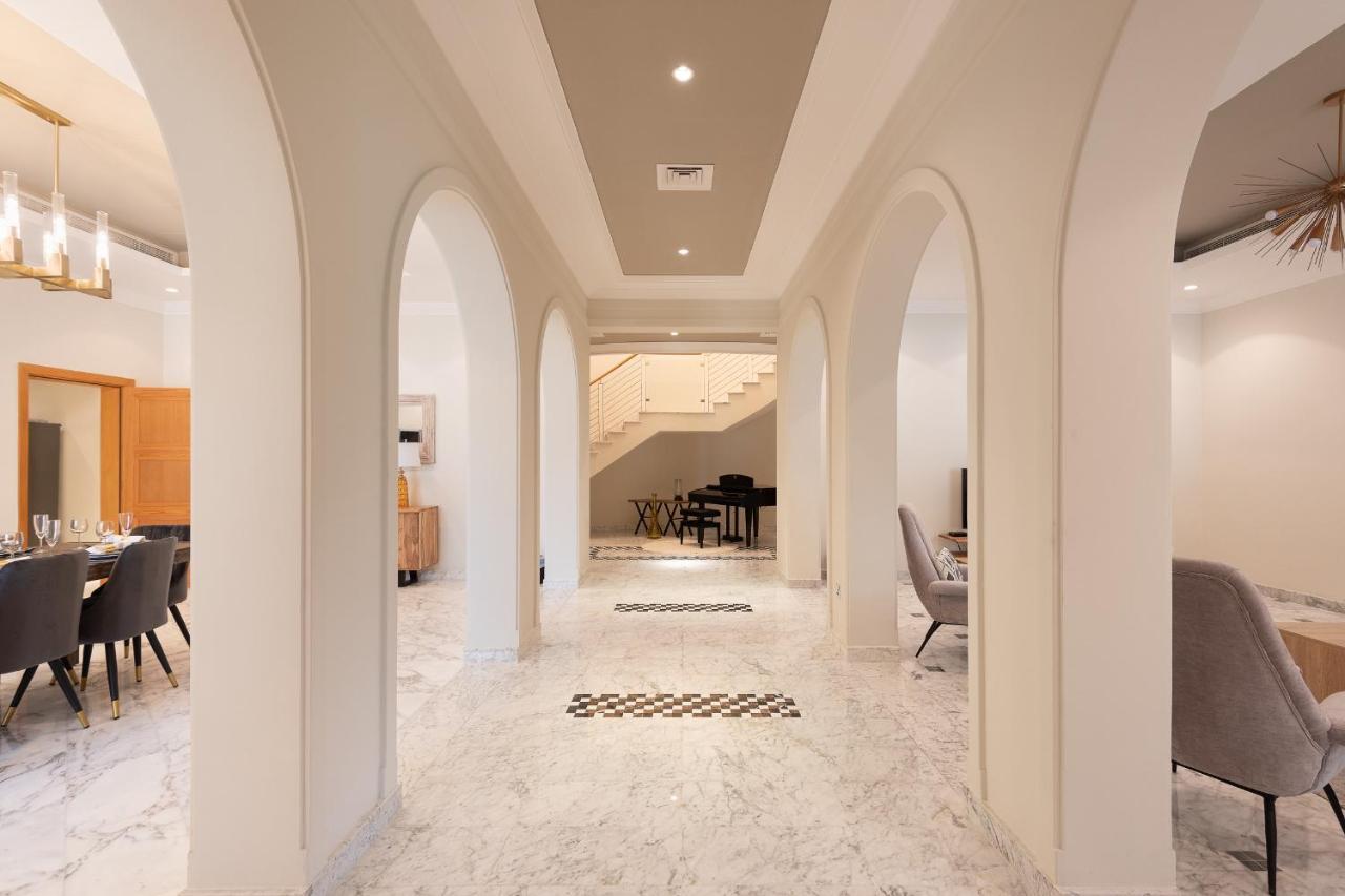 Maison Privee - Prvt Pool & Beach! In Luxury Palm Jumeirah Dubai