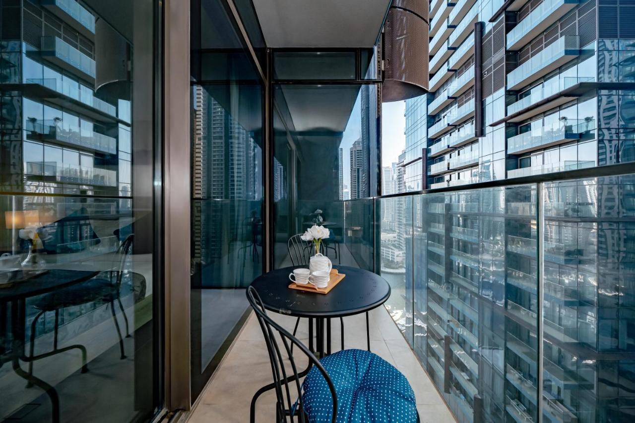 Apartment Higuests - Unique With Stunning Panoramic Marina Views *
