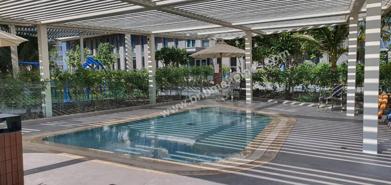Urban Island Getaway At Bluewaters Next To Eye - 208 Apartment