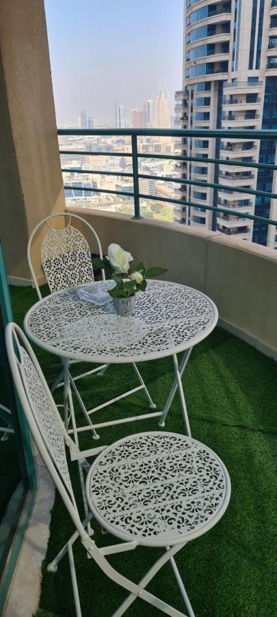 Green Sky * Dubai