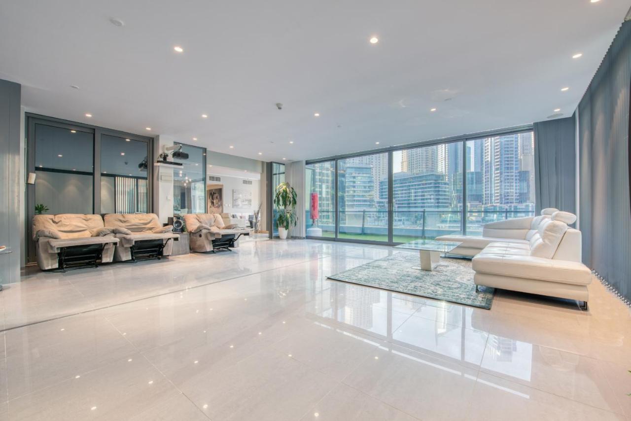 Maison Privee - Big, Bright, Luxury Marina Views Next To Apartment Dubai