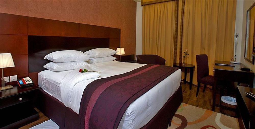 Al Khoory Al Barsha Aparthotel 3*
