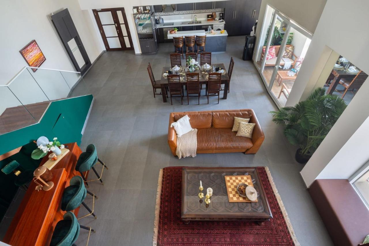 Frank Porter - Sadaf 4 Apartment Dubai