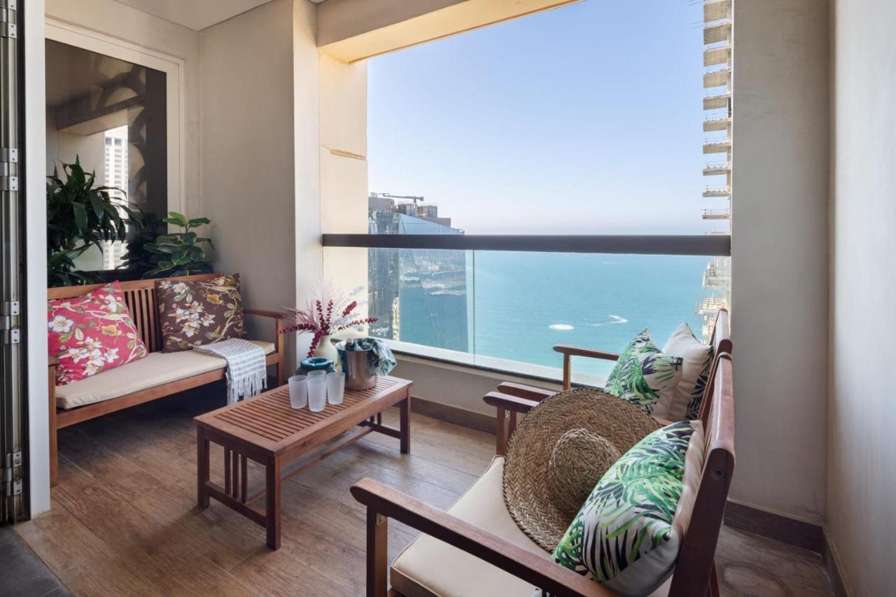 Frank Porter - Sadaf 4 Apartment *