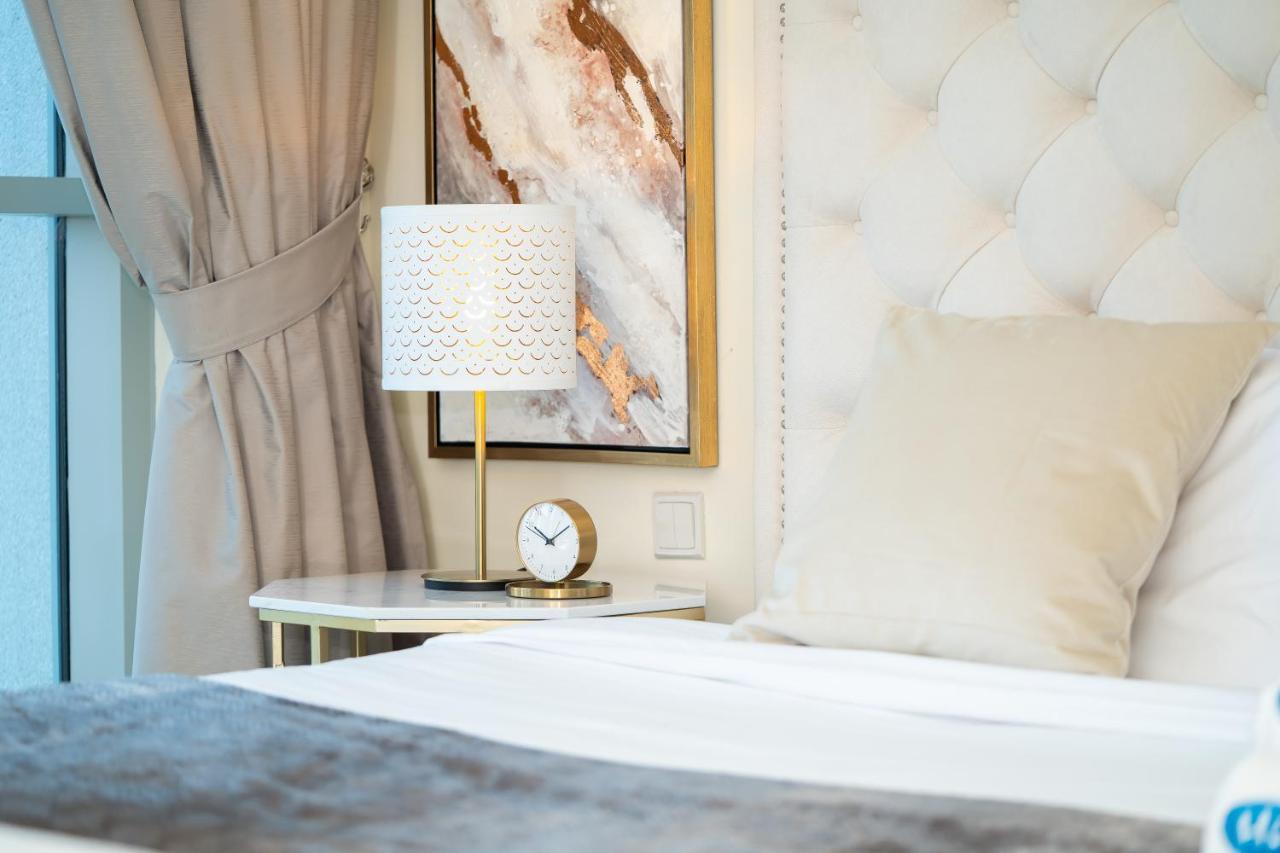 Higuests - Dazzling Apt With Panoramic View Near Burj Khalifa Apartment *