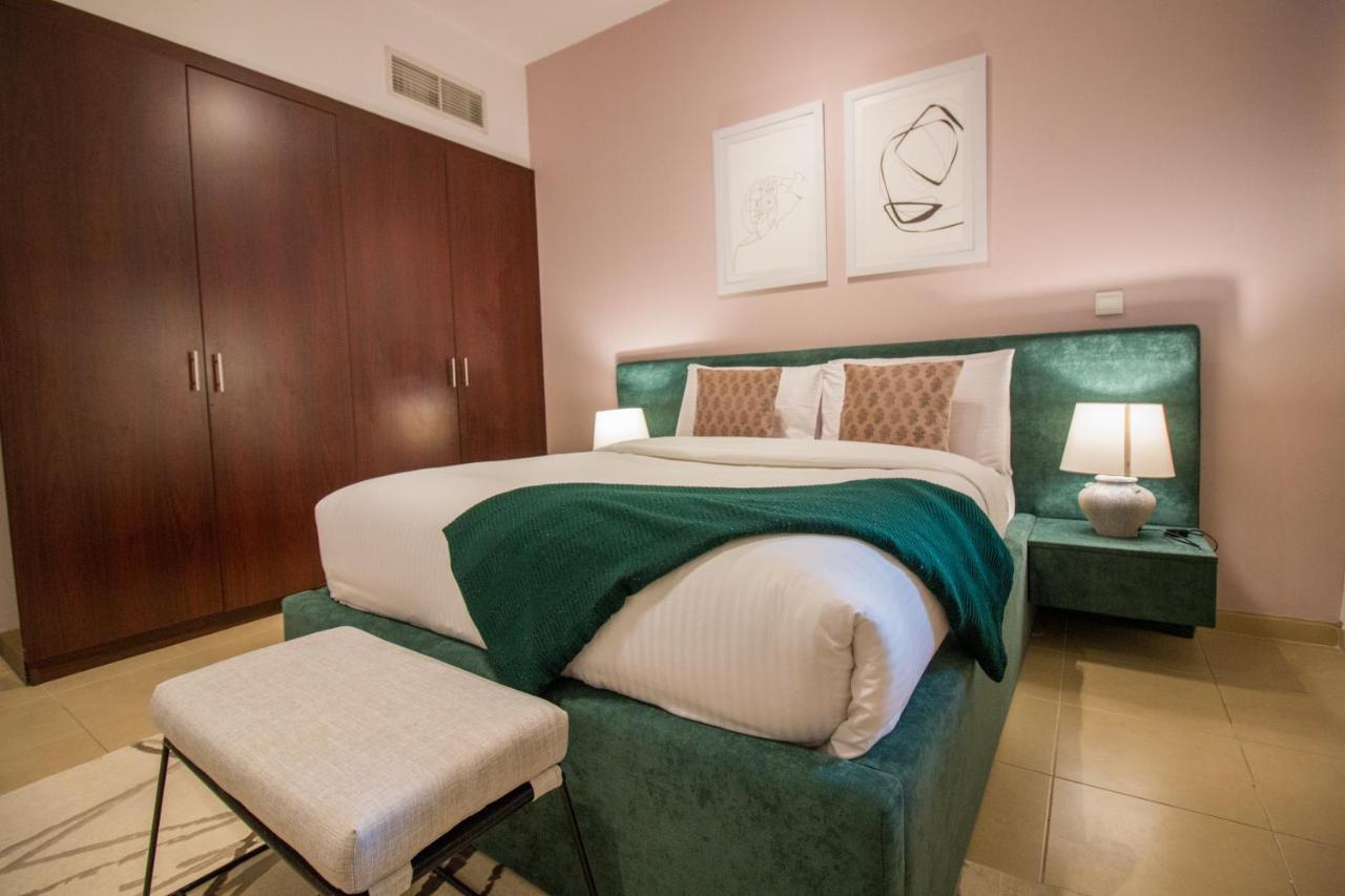 Apartment Premium 3br! Partial Sea-view - Amwaj *