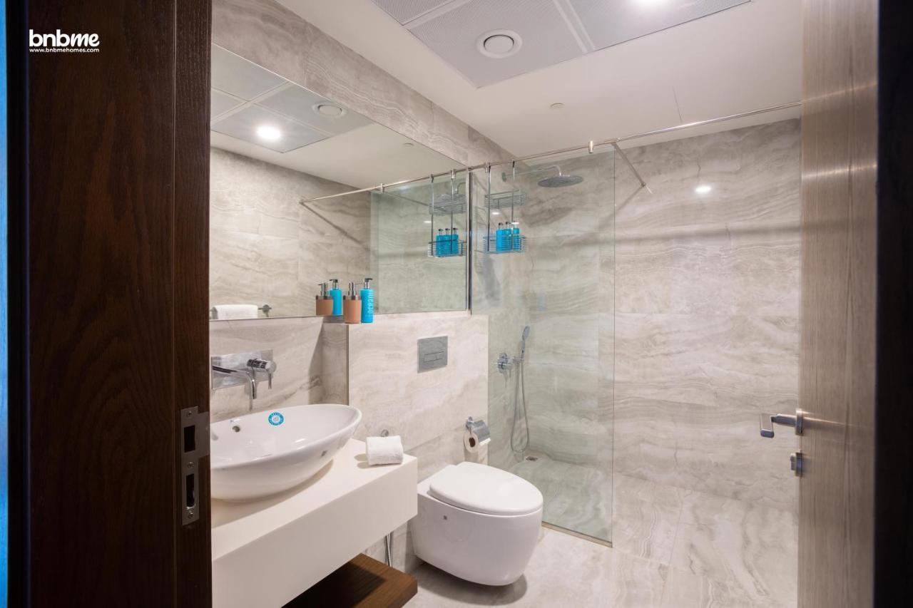 Apartment 4 Bedroom Penthouse - Large Patio - By Bnbme Homes - E2901 Dubai