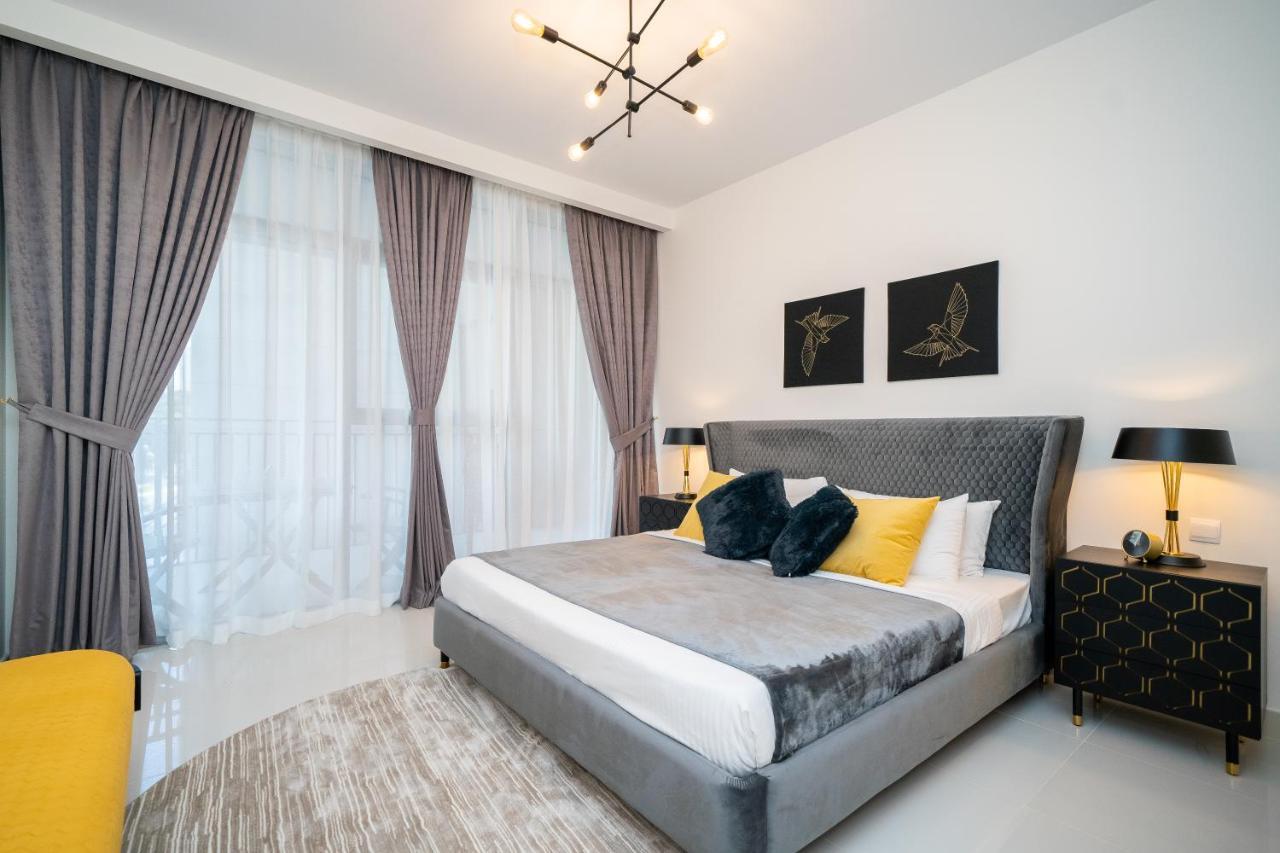 Apartment Higuests - Chic With Balcony And Pool Near Burj Khalifa *