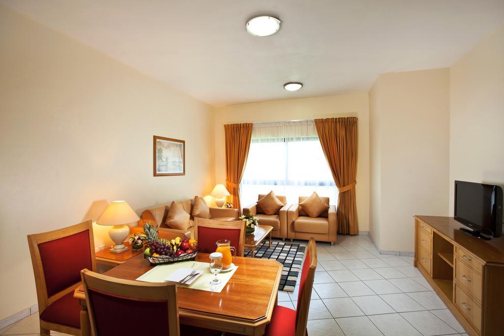 Dock Masters Aparthotel 3*