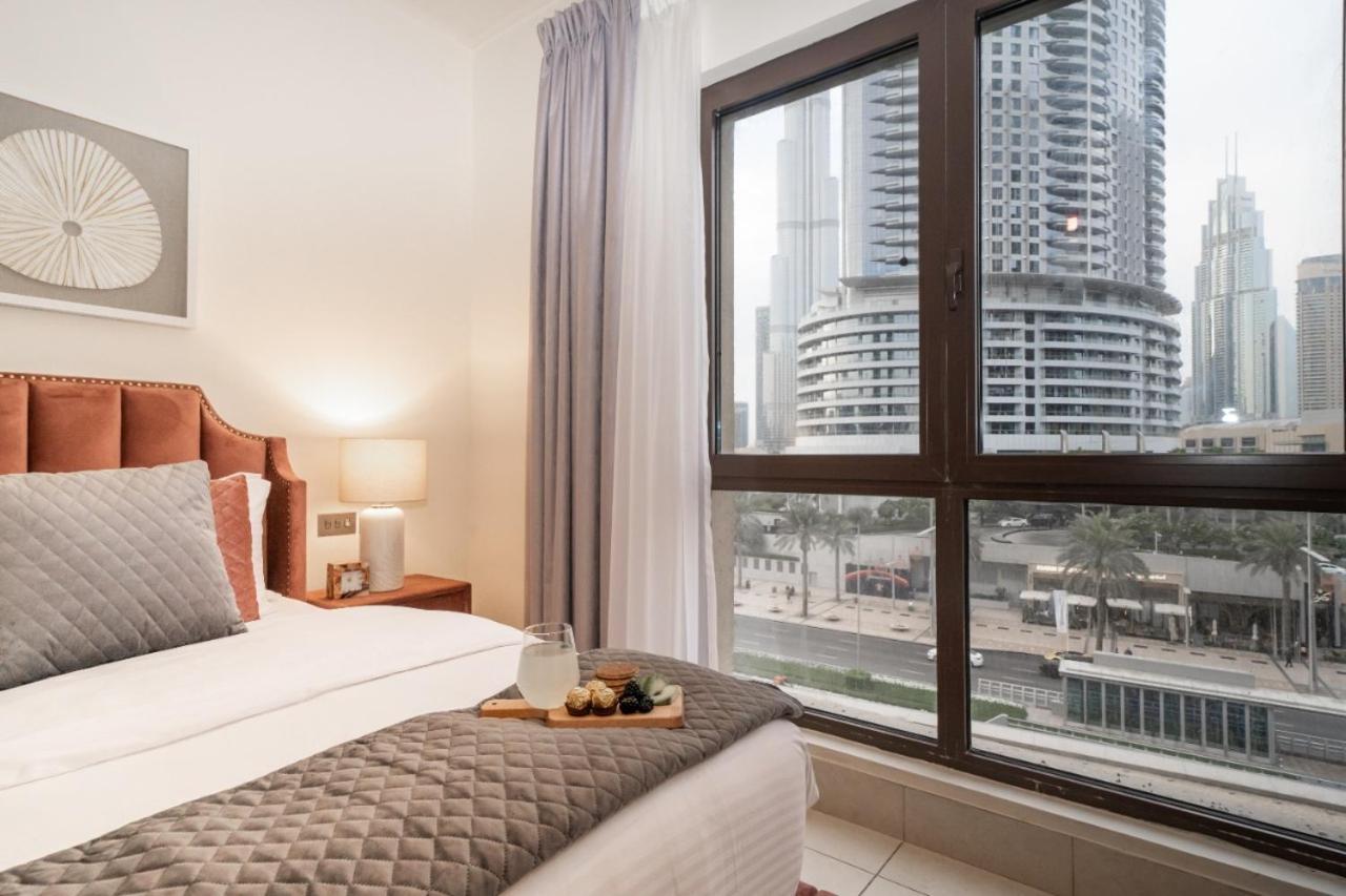 Durrani Homes - Glam Living Besides Mall- 2br With Study Third Converted * Dubai