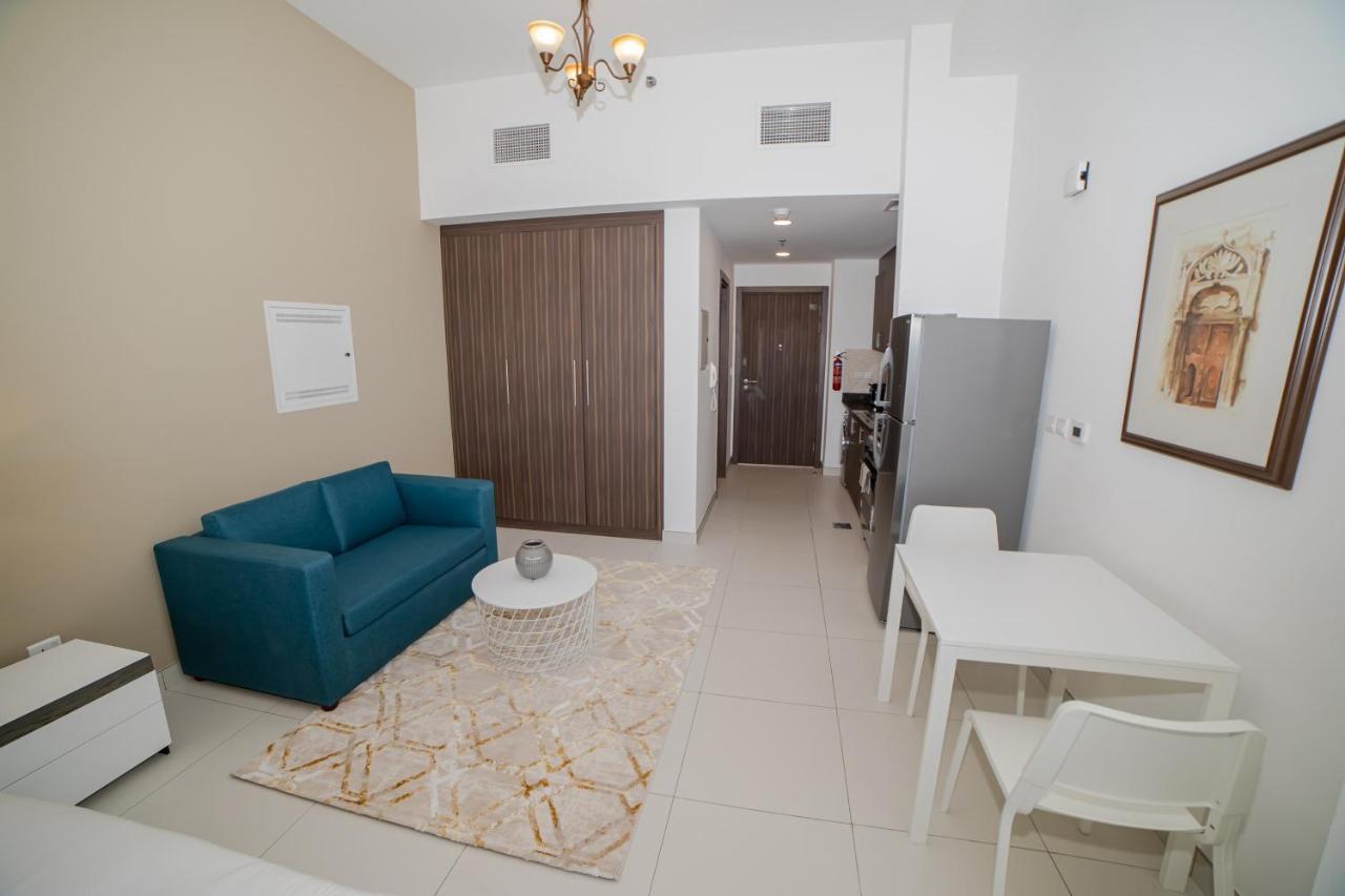 Fantastay Windsor Residence Studio W Pool, Gym, Wifi, Sauna Dubai