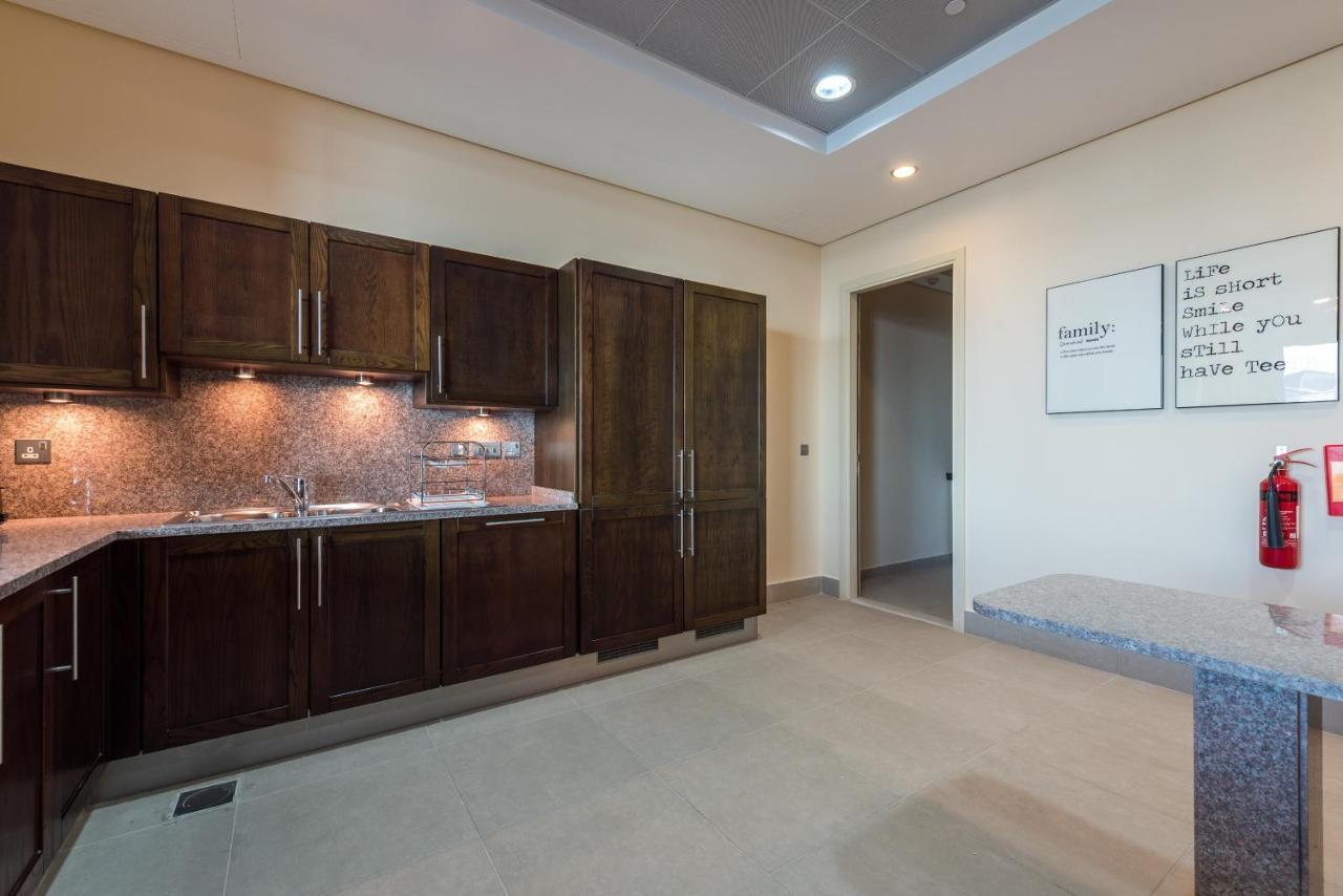 Eden's Homes & Villas - Dream Palm Residences * Dubai