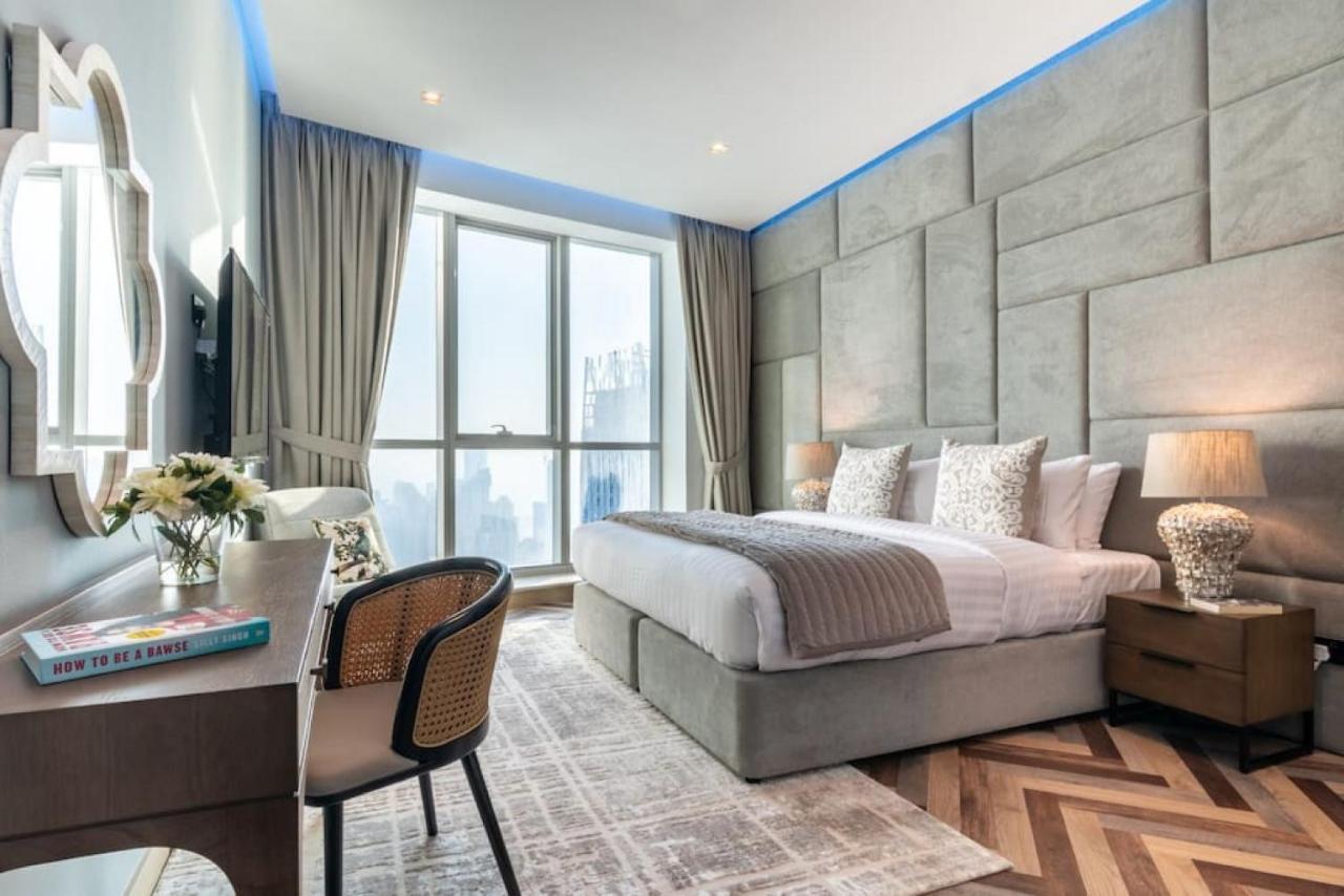 Key View - Torch Tower * Dubai