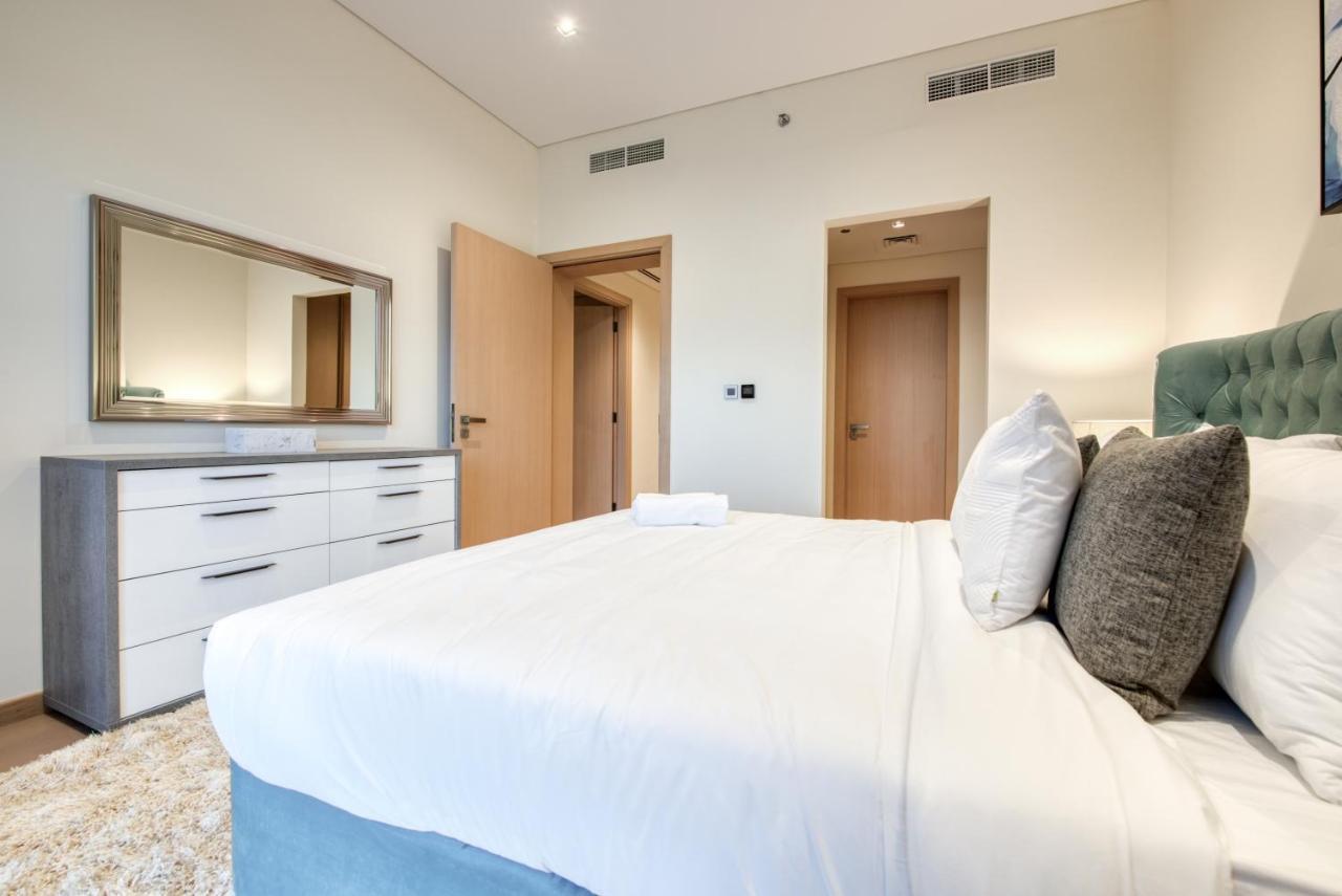 Rh- Upscale Living In The Heart Of The City, 02br, Near Mall Apartment *