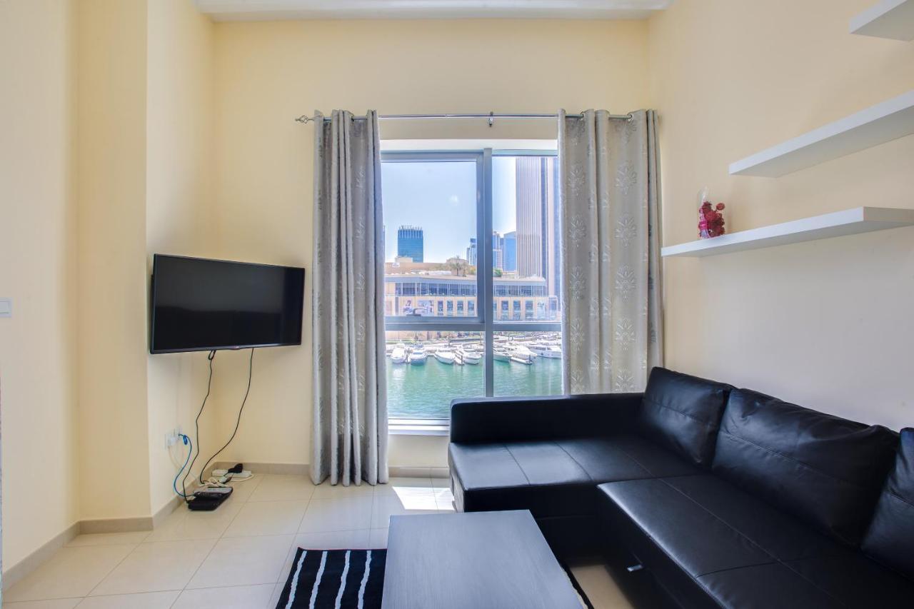 Bay With Awesome Marina View Apartment