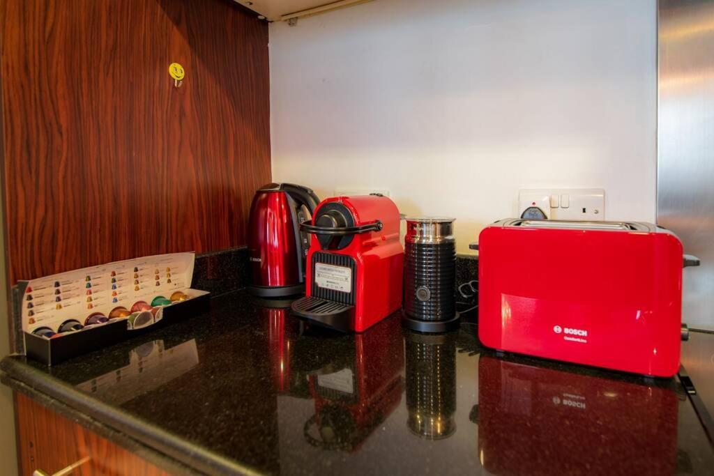 Apartment First Class 3br With Full Burj Khalifa View Dubai