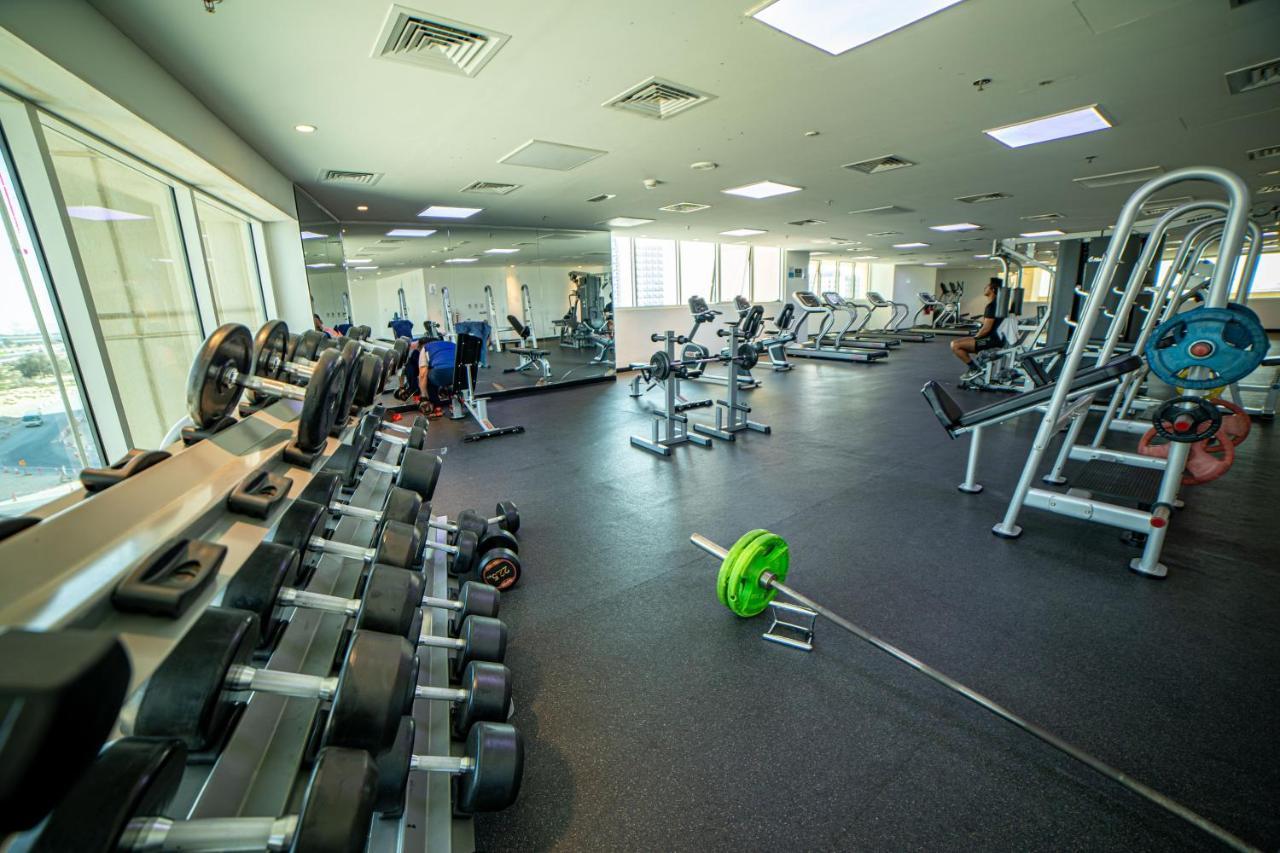 Fantastay Windsor Residence Luxury Studio W Balcony, Pool, Gym, Wifi, Sauna Dubai