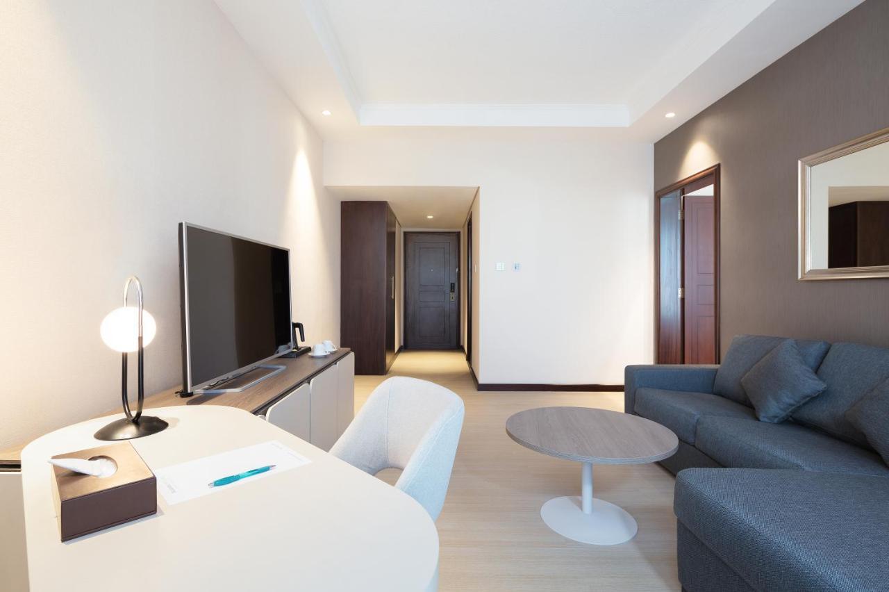 Barcelo Al Jaddaf, Hotel