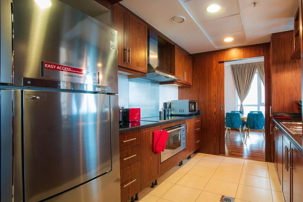 Apartment First Class 3br With Full Burj Khalifa View