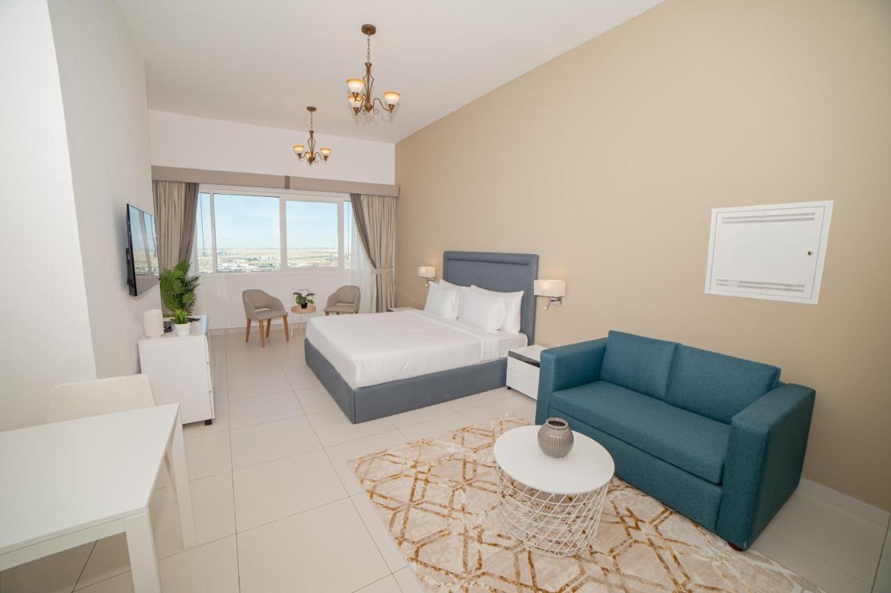 Fantastay Windsor Residence Studio W Pool, Gym, Wifi, Sauna Apartment