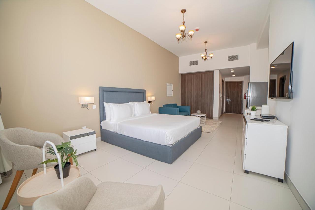 Fantastay Windsor Residence Studio W Pool, Gym, Wifi, Sauna Dubai