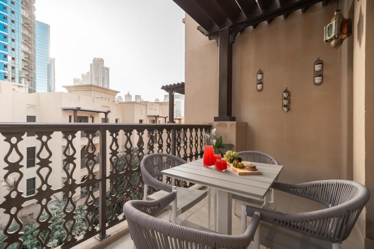 Apartment Durrani Homes - State Of The Art Living At Old Town 1 Bed