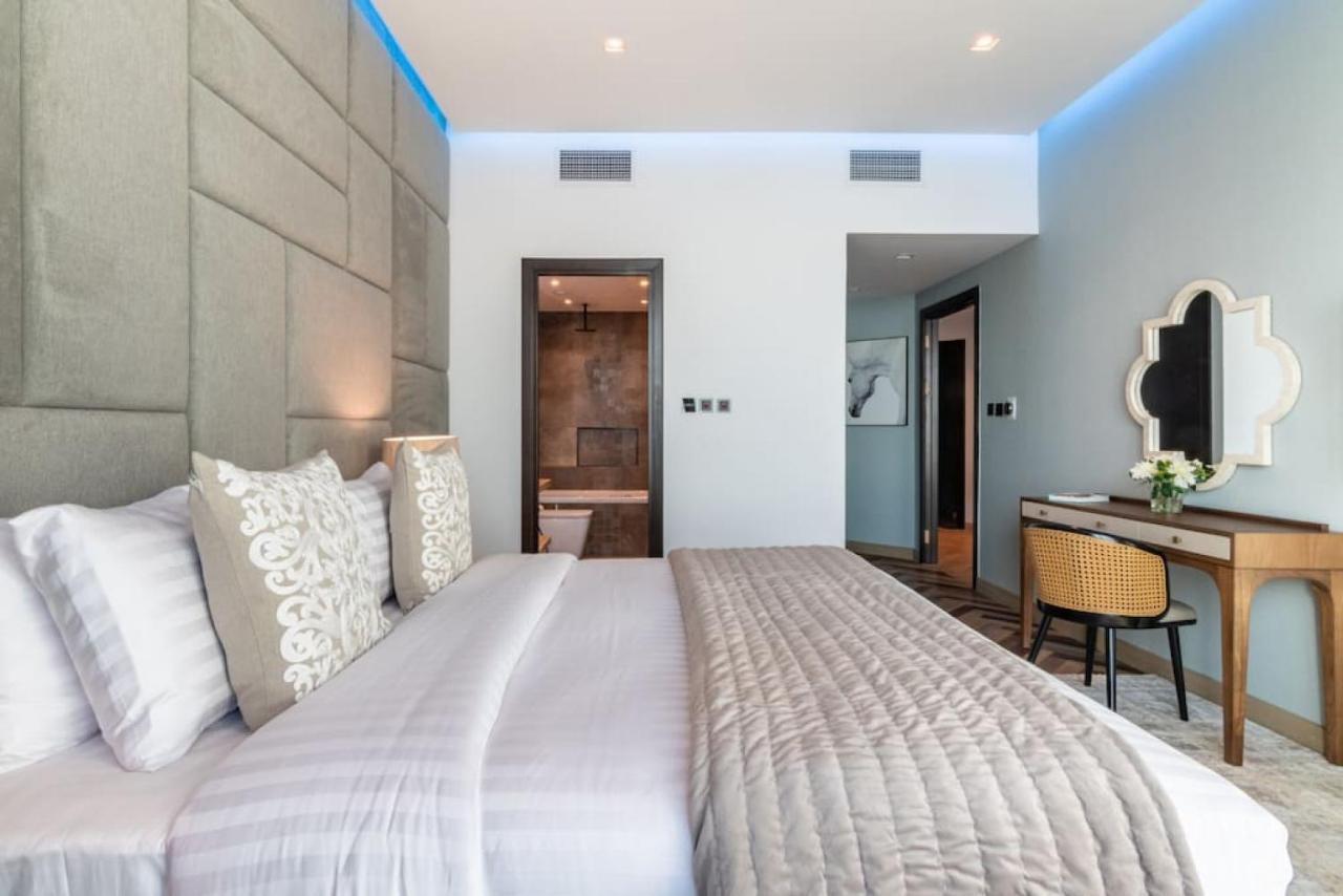 Key View - Torch Tower Apartment Dubai