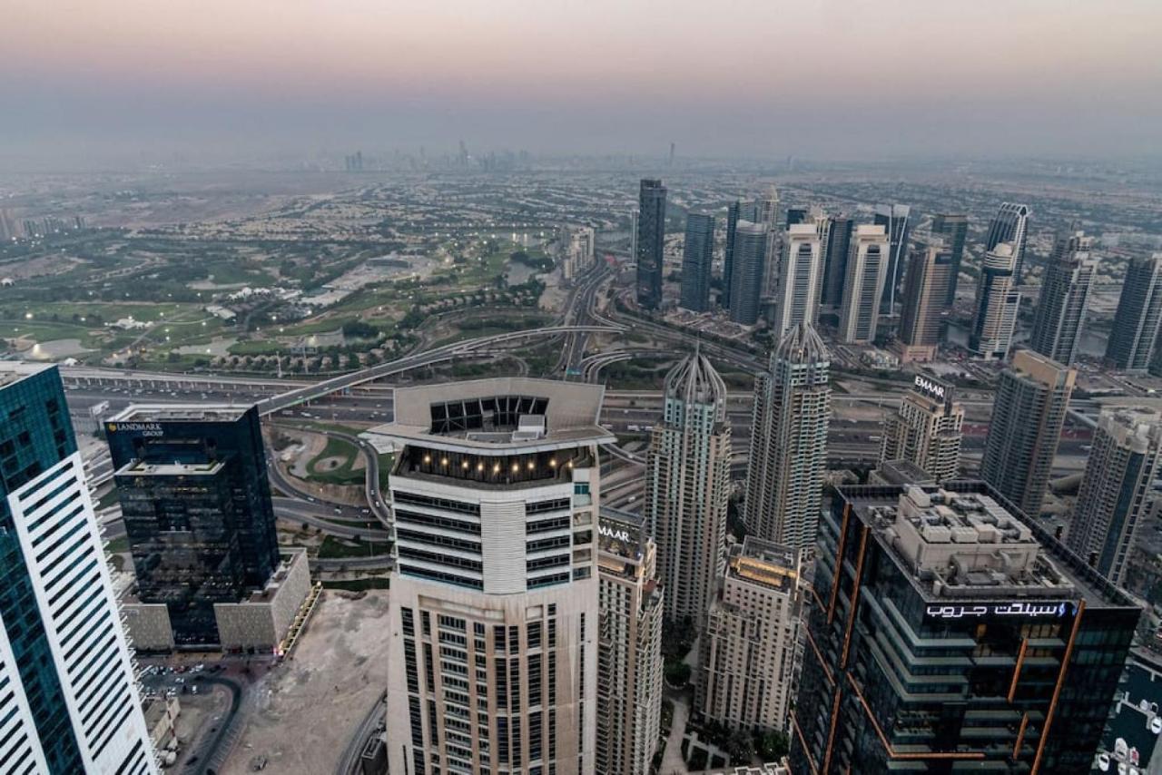 Key View - Torch Tower * Dubai