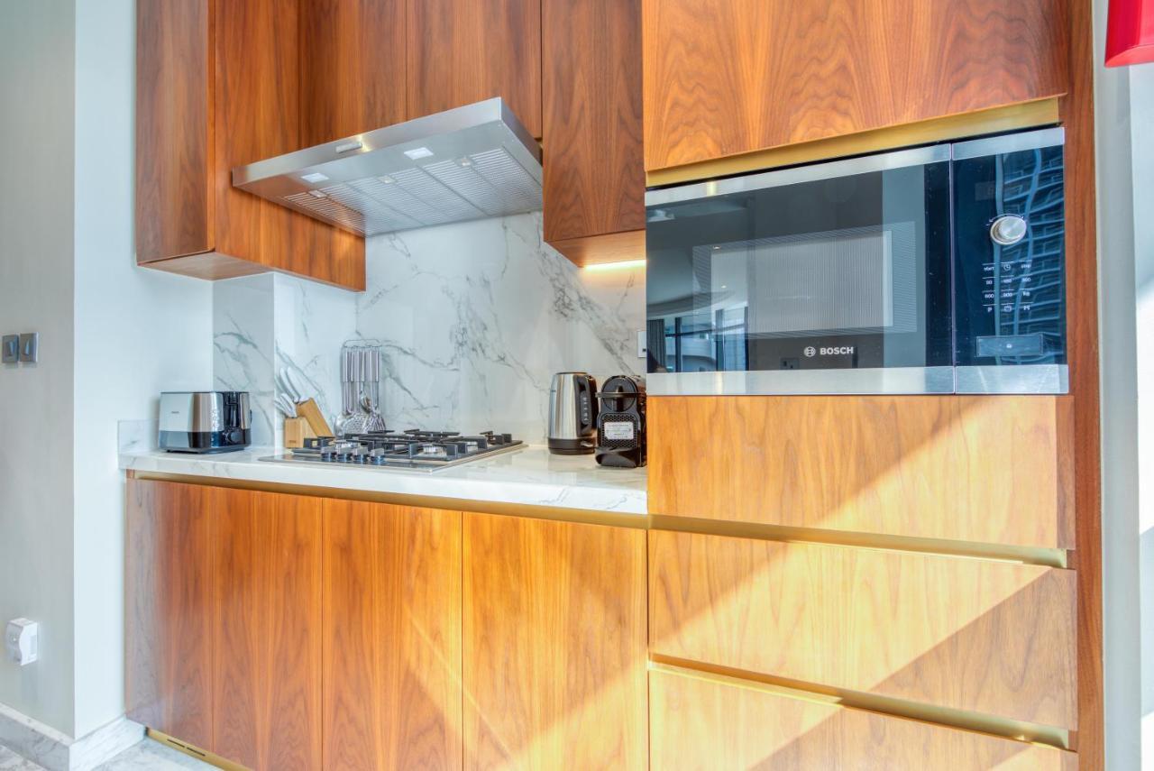 Rh- Modern Comfort, Bright 1br Near Mall, Views Apartment *