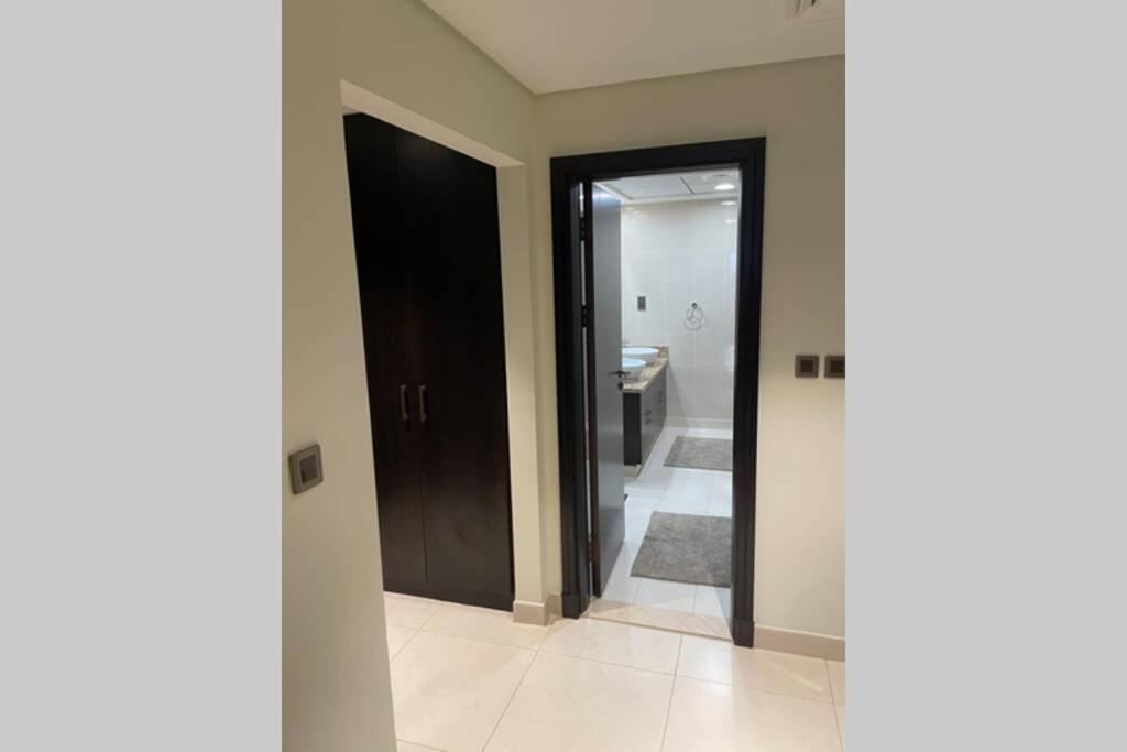 Balqis Residense Palm Jumeirah,pool, Beach, Floor, Full Sea View, Restaurants * Dubai