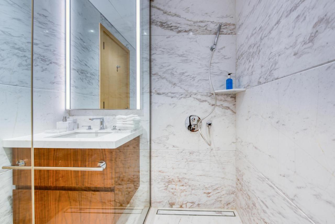 Rh- Modern Comfort, Bright 1br Near Mall, Views *