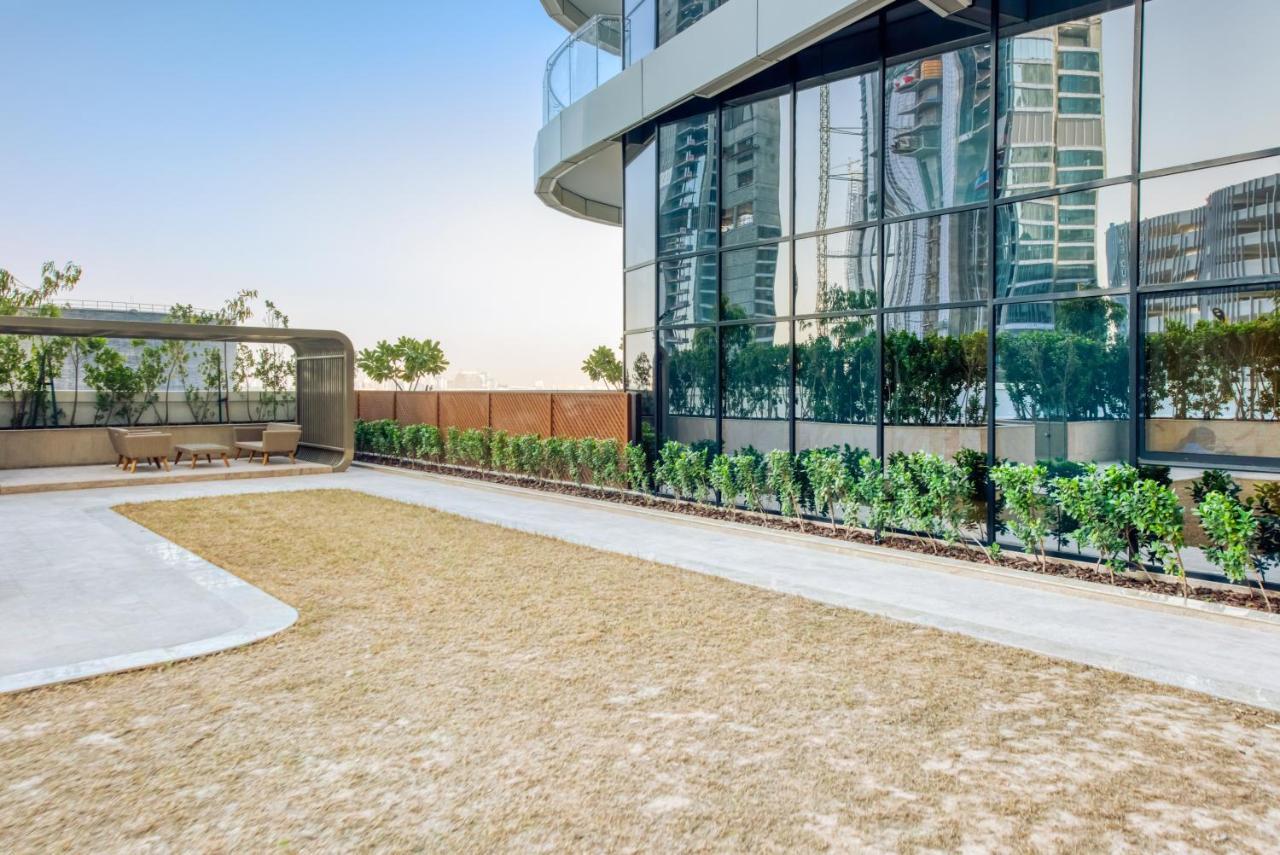 Rh- Upscale Living In The Heart Of The City, 02br, Near Mall Apartment