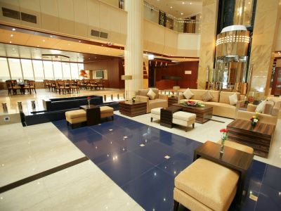 Belvedere Court Deluxe Hotel 4*
