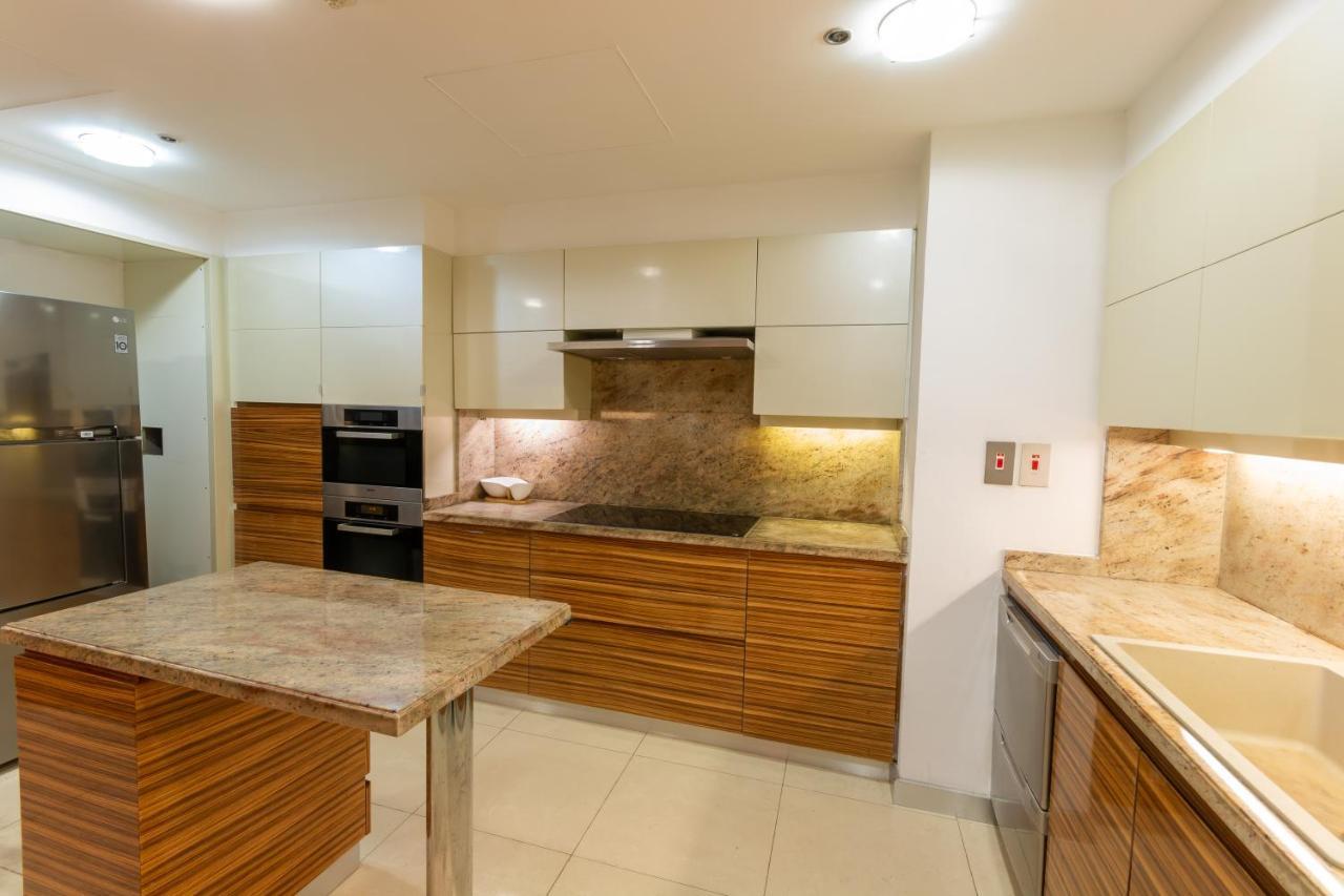 Elan Suites 5 Bedrooms Penthouse With Panoramic Sea Views Apartment