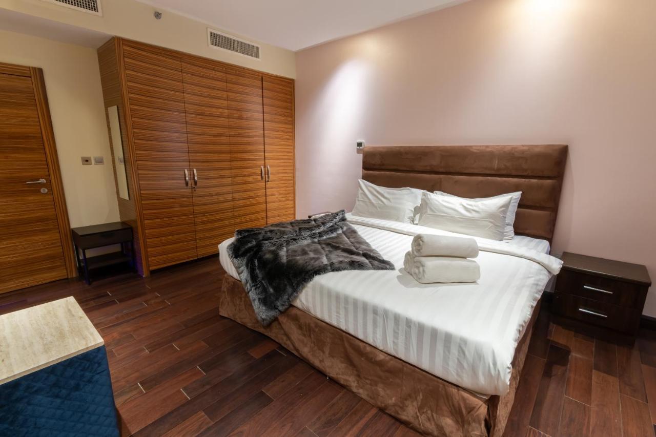 Elan Suites 5 Bedrooms Penthouse With Panoramic Sea Views * Dubai