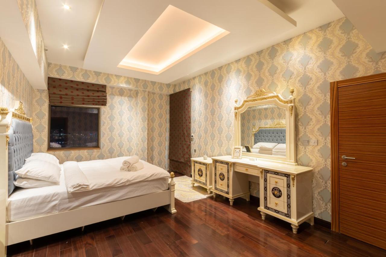 Elan Suites 5 Bedrooms Penthouse With Panoramic Sea Views Apartment Dubai