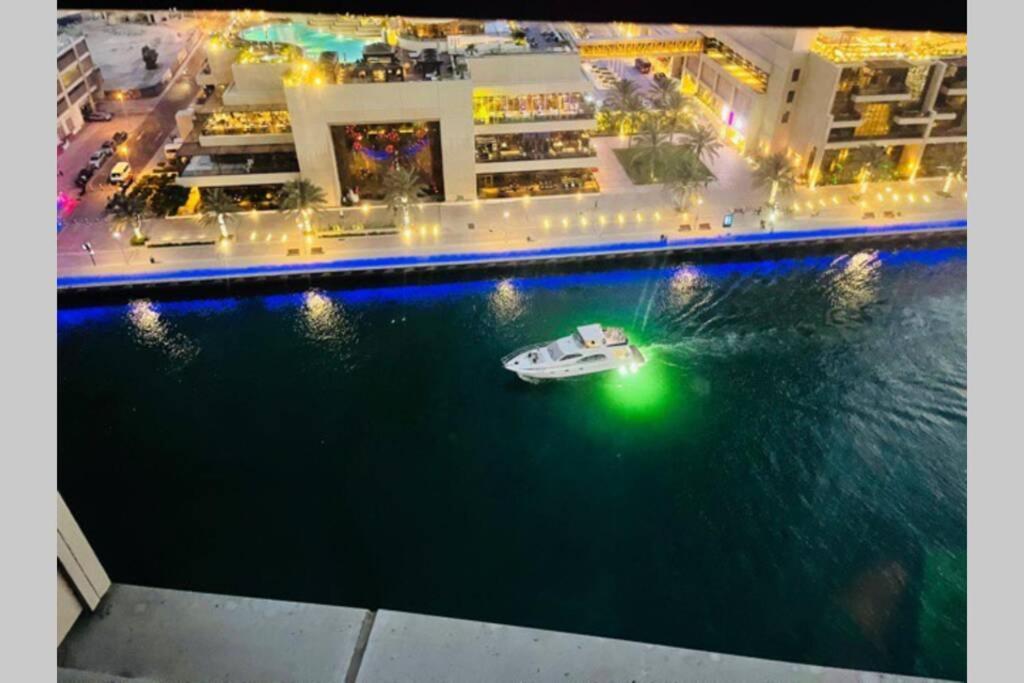 Cayan Tower Luxury With Sea View *