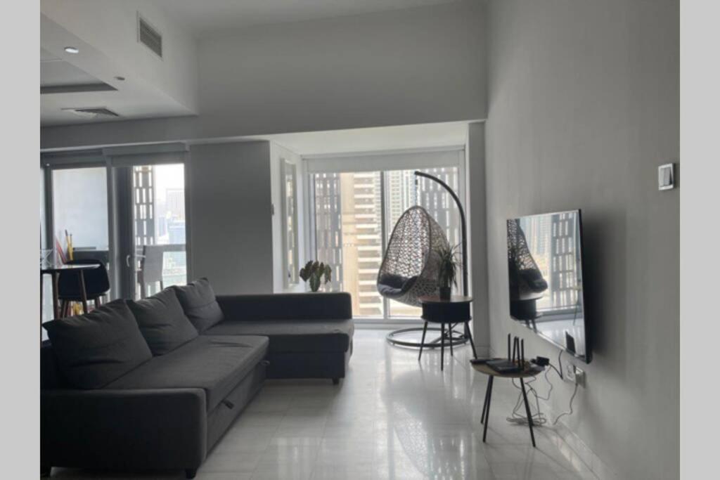 Cayan Tower Luxury With Sea View Apartment *