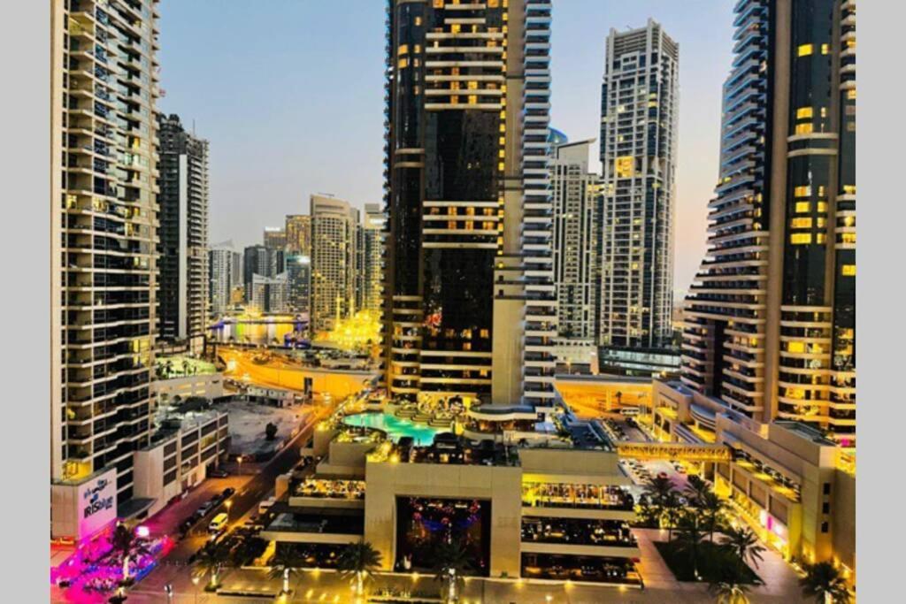 Cayan Tower Luxury With Sea View Apartment Dubai