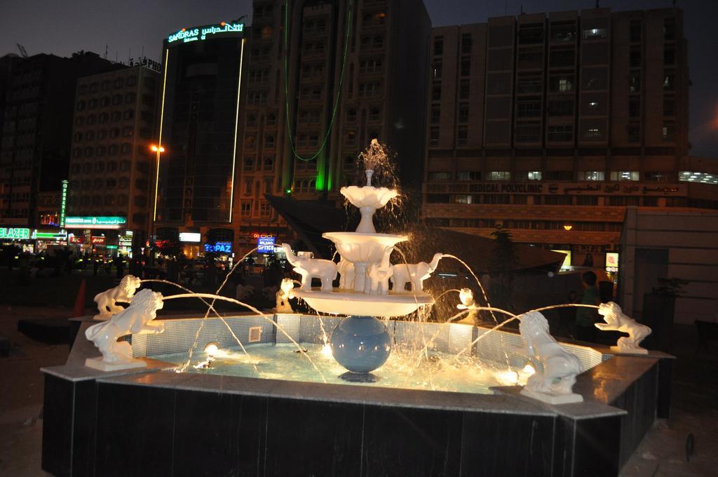 Sandras Hotel 3*