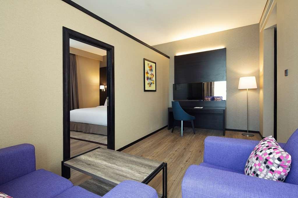Four Points By Sheraton Production City, Hotel 4*