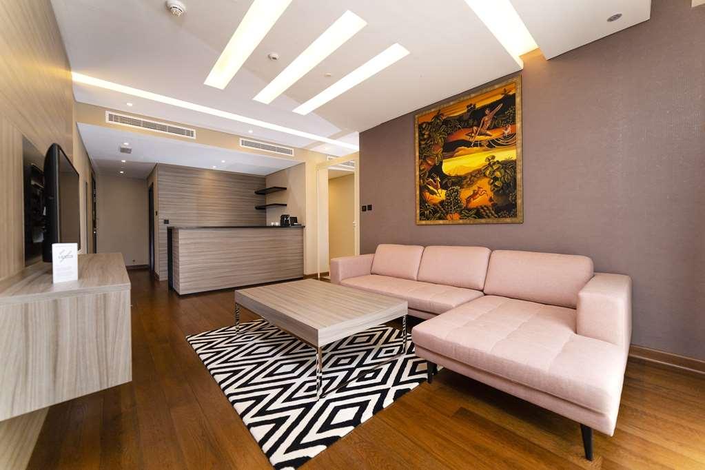 Four Points By Sheraton Production City, 4* Dubai