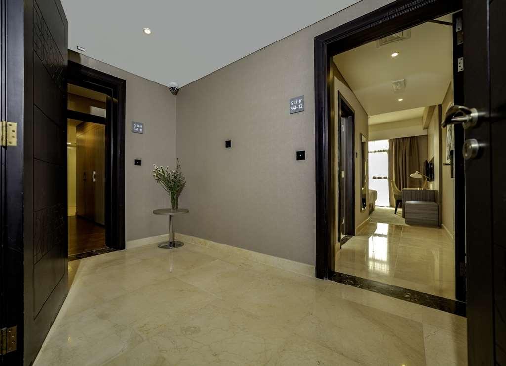 Four Points By Sheraton Production City, 4* Dubai