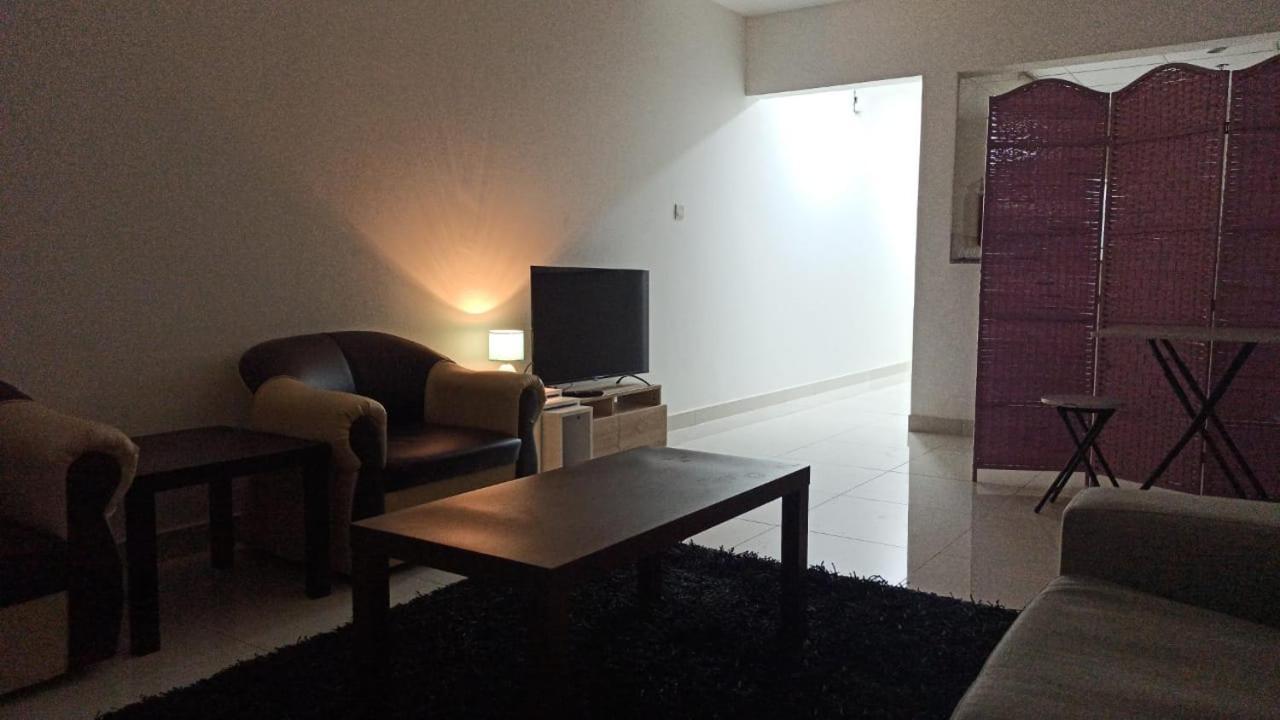 Apartment Furnished For Rent In *