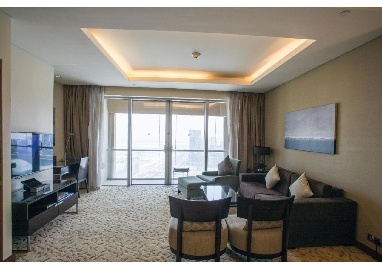 Apartment Mall Residences -luxury 1 Bedroom *
