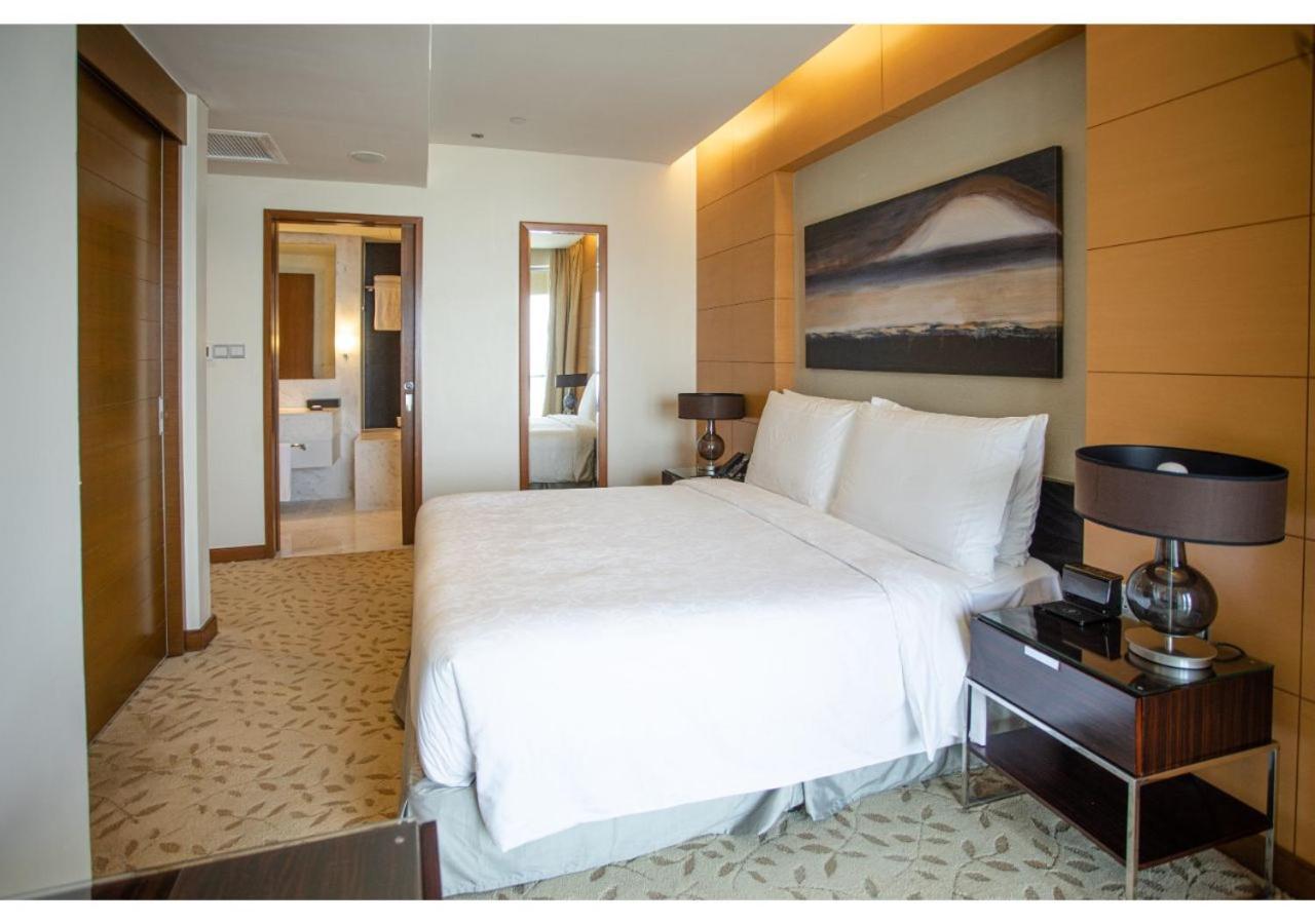 Mall Residences -luxury 1 Bedroom Apartment Dubai