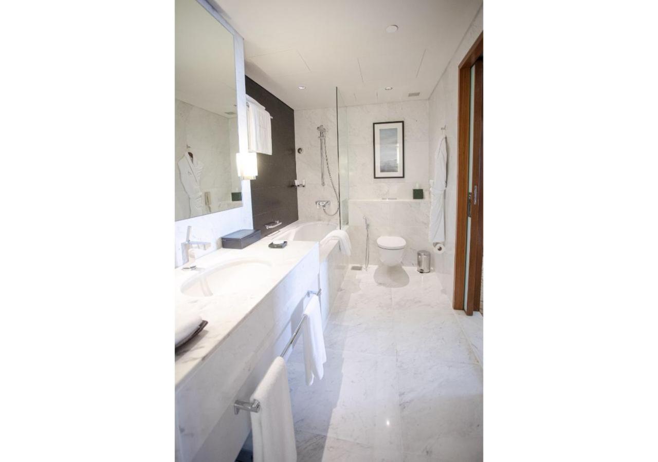 Apartment Mall Residences -luxury 1 Bedroom *